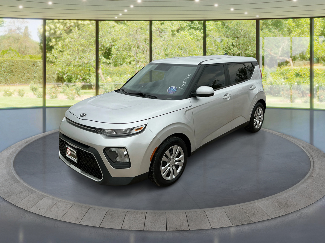 2021 Kia Soul LX's photo