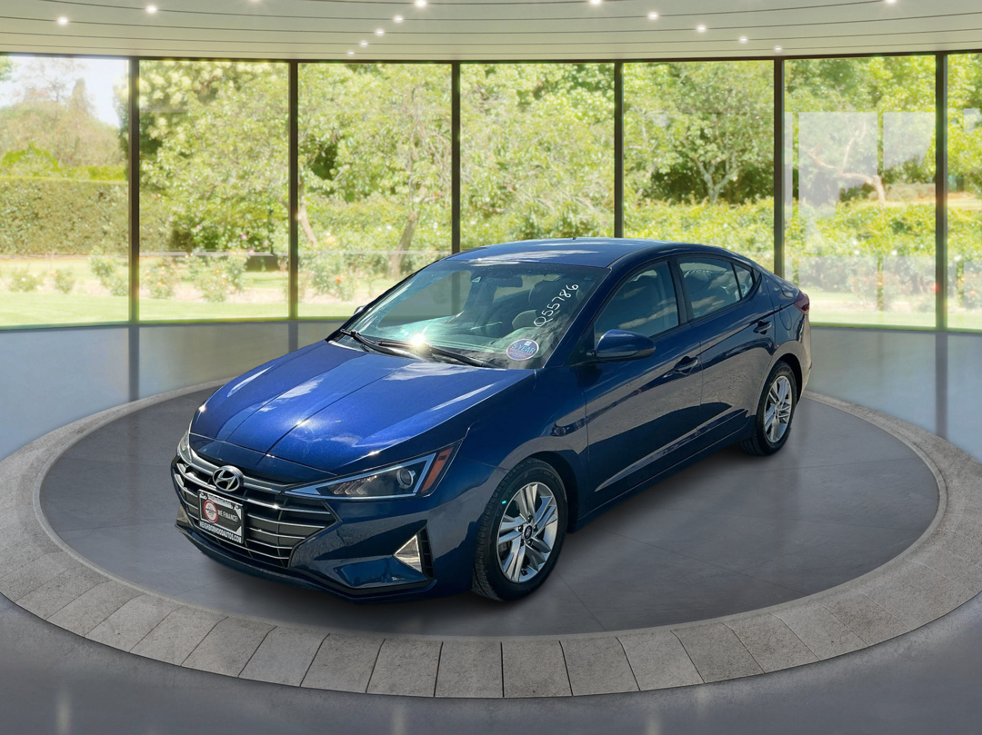 2020 Hyundai Elantra SEL's photo