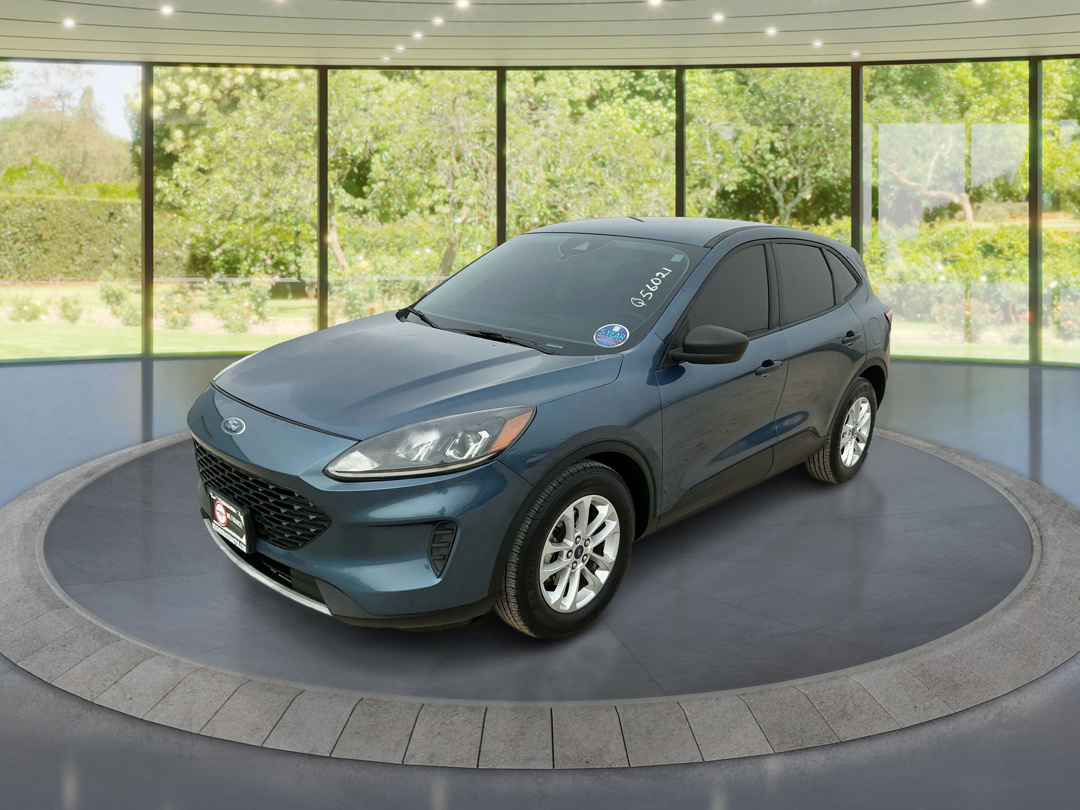 2020 Ford Escape S's photo