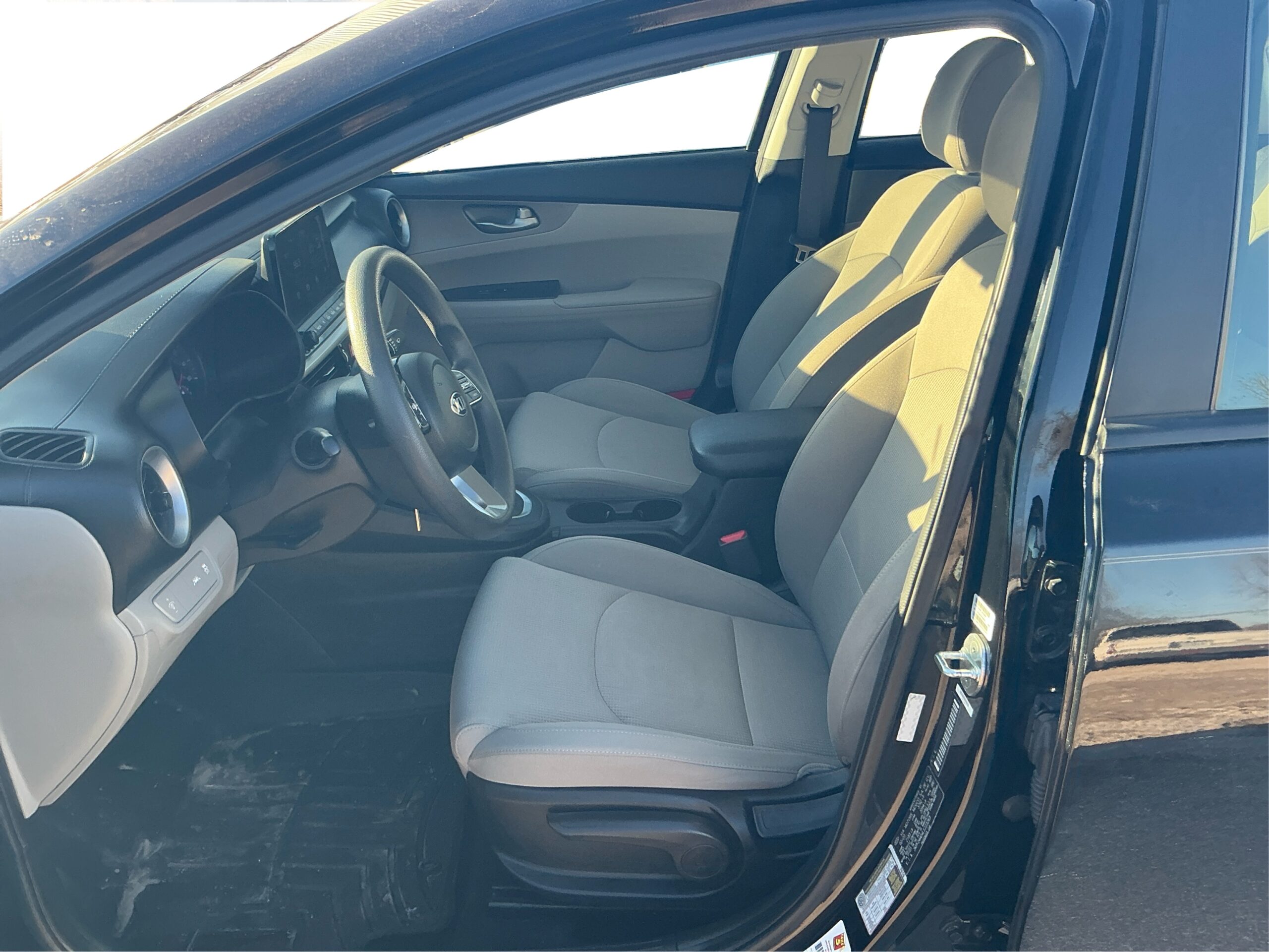 2020 Kia FORTE LXS - Photo 9