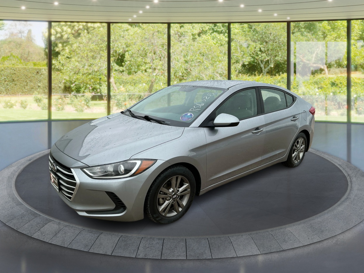 2017 Hyundai Elantra 2.0 SE A/T PZEV's photo