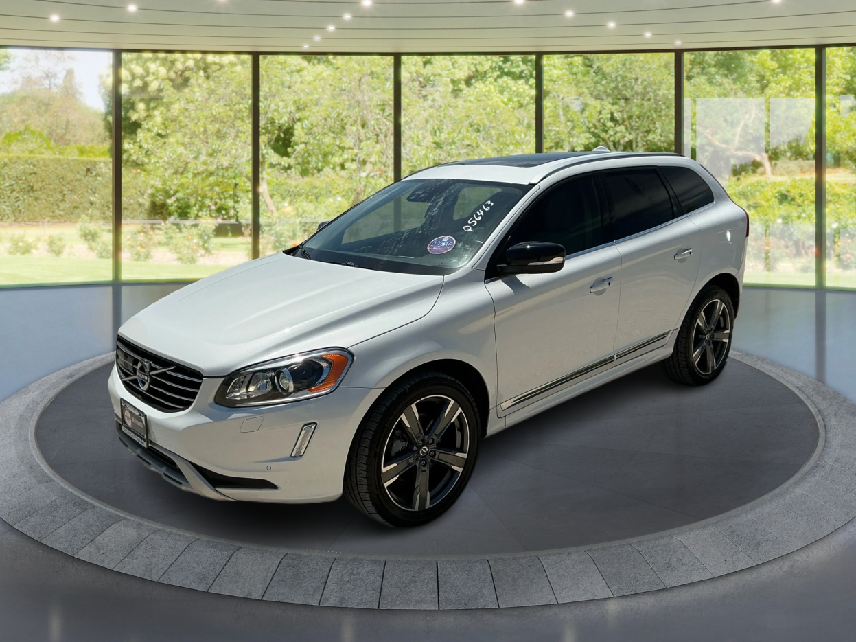 2017 Volvo XC60 T6 AWD Dynamic's photo